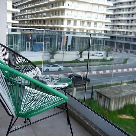 شقة Myosotis Mamaia Studio By The Lake المظهر الخارجي الصورة